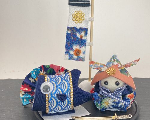 兜　五月人形　鯉のぼり　おしゃれ兜　リバティ　ハンドメイド　つまみ細工　可愛い つまみ細工五月人五月人形 兜 こいのぼり こどもの日 端午の節句 五月