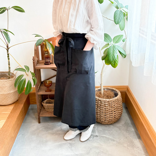 ギャルソンエプロン【黒】ロング（80cm丈）カフェスタイルの腰巻き