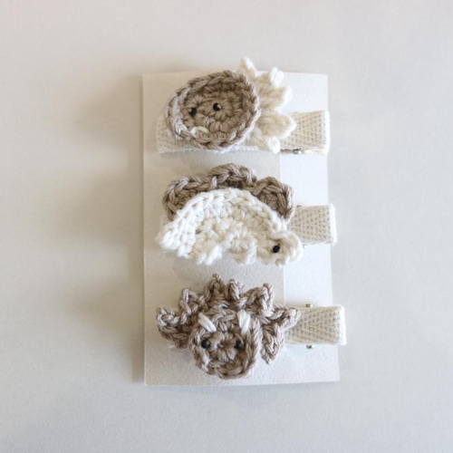 恐竜レースモチーフ編みかぎ編みワッペン入園ベビークリップ