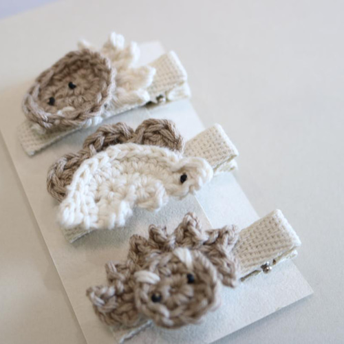 恐竜レースモチーフ編みかぎ編みワッペン入園ベビークリップ