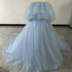 爽やかで優しいブルー カラードレス オフショルダー キラキラチュール 花嫁 1枚目の画像