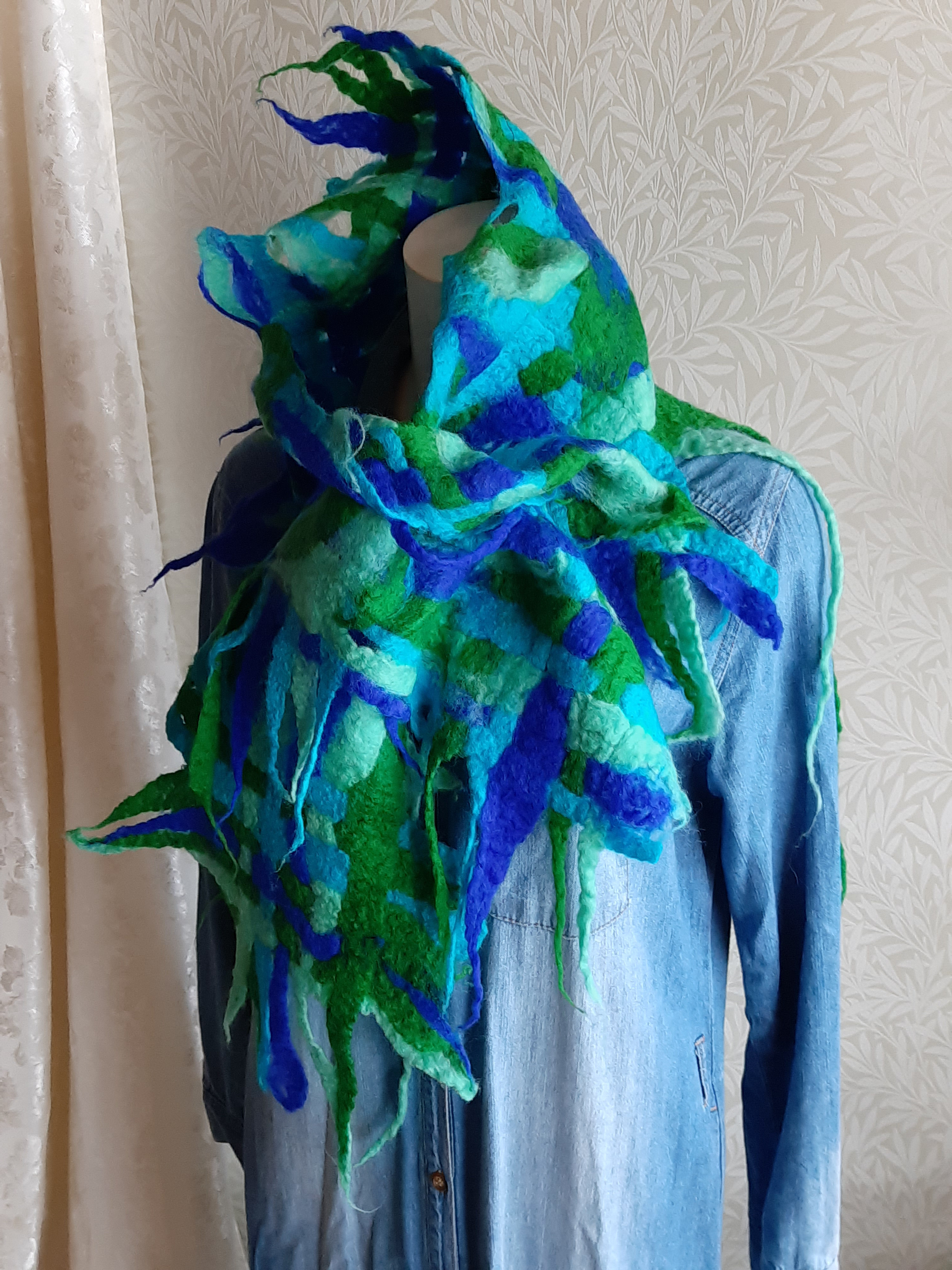 s7　世界に１点デザインスカーフ　イギリス産ウール１００％　手仕事　限定商品 33,800円