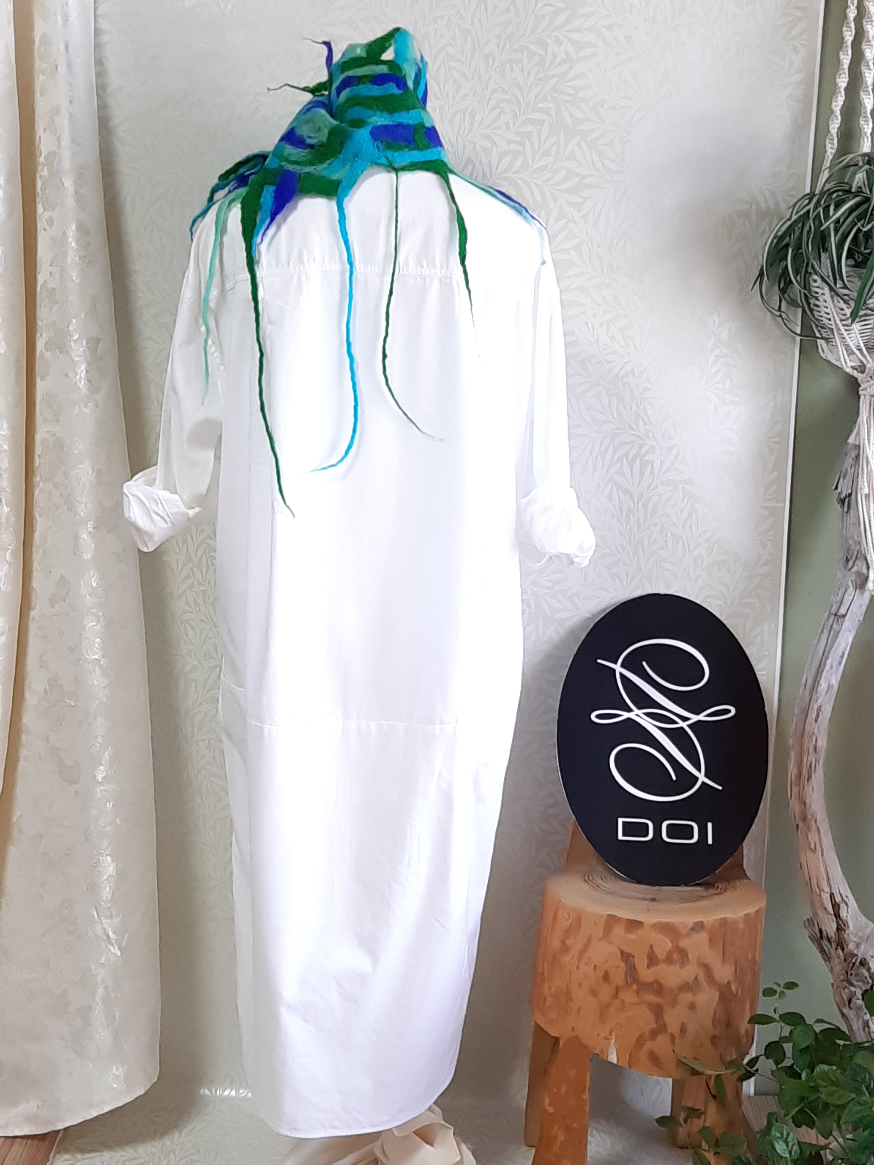 s7　世界に１点デザインスカーフ　イギリス産ウール１００％　手仕事　限定商品