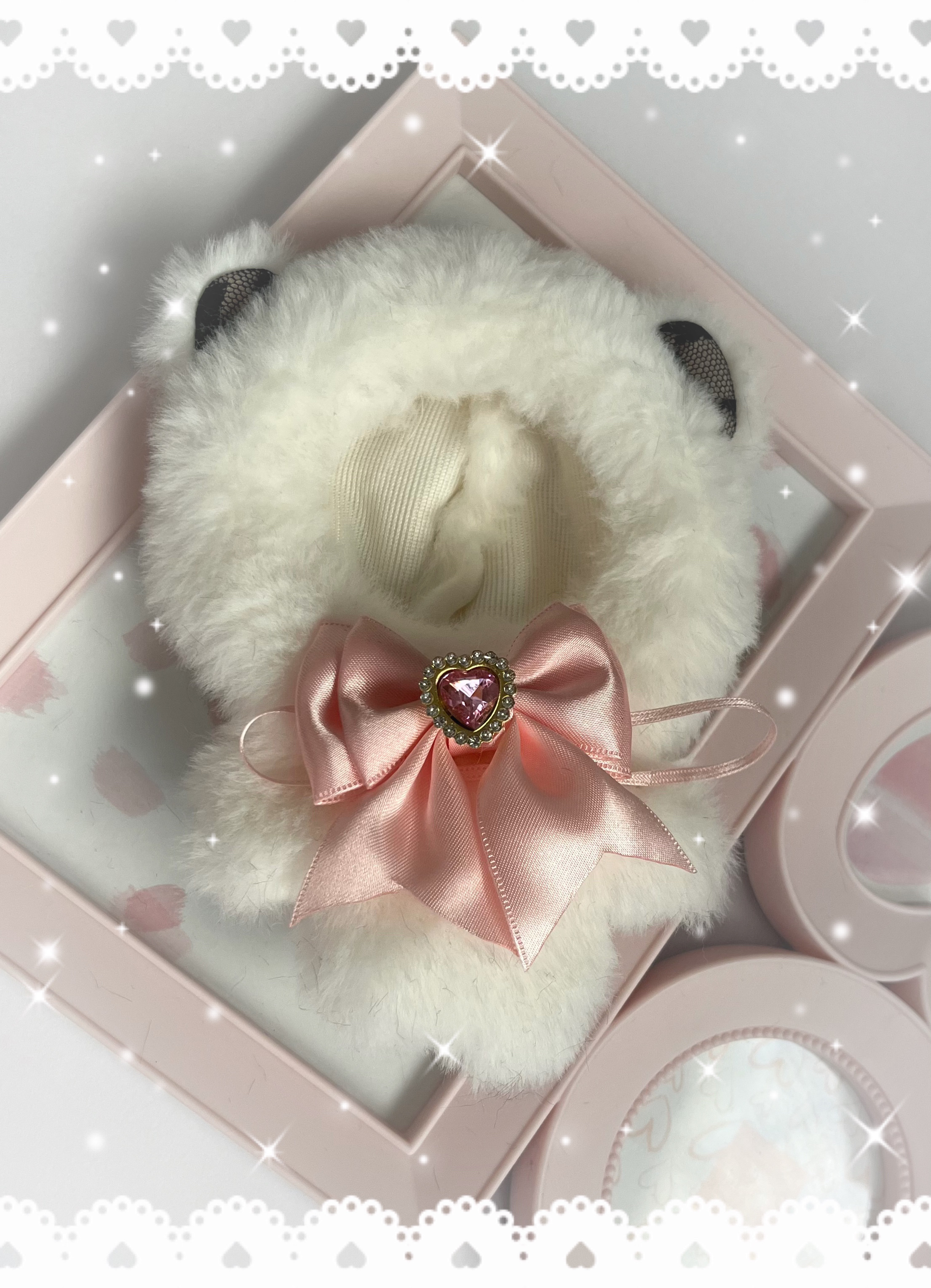 🐰フラバニopen🐰 昨日は急なお休みで申し訳ございませんでした🙇🏻‍♀️ milk candyさまから @milkcandy.maa  お品物が届きました💌 バレンタインや春にぴったりの可愛いアイテムばかり🩷🩷🩷 ラッピングにも良さそうな柄のサイズ感で、色々使えそうです🎀  フラバニコラボ 