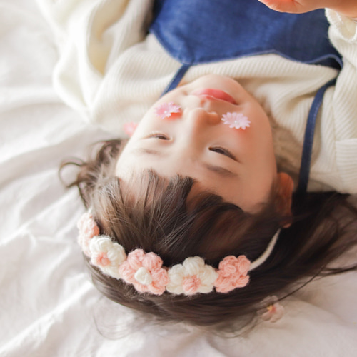 キッズカチューシャ 子供 ヘアアクセサリー 花柄 春 桜 手編み