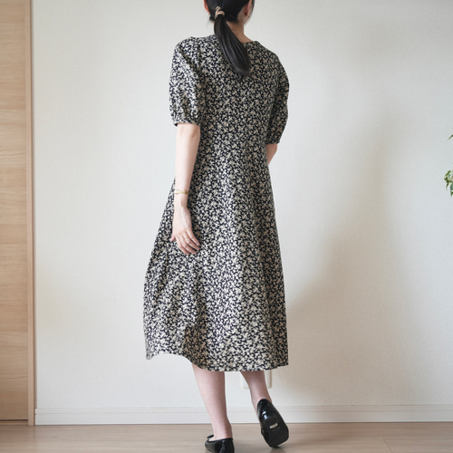 コットンリネン・小花柄のワンピース 半袖 No.297 ワンピース