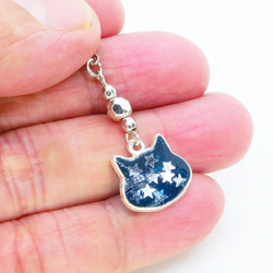 マスク・スマホチャーム ブルーキャットスター 青い猫フェイスモチーフに星を散りばめたチャーム メタルビーズ 金具変更可 3枚目の画像