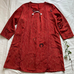 着物リメイク　正絹シルク小紋着物地　チュニック　ワンピース　M～L　 3枚目の画像