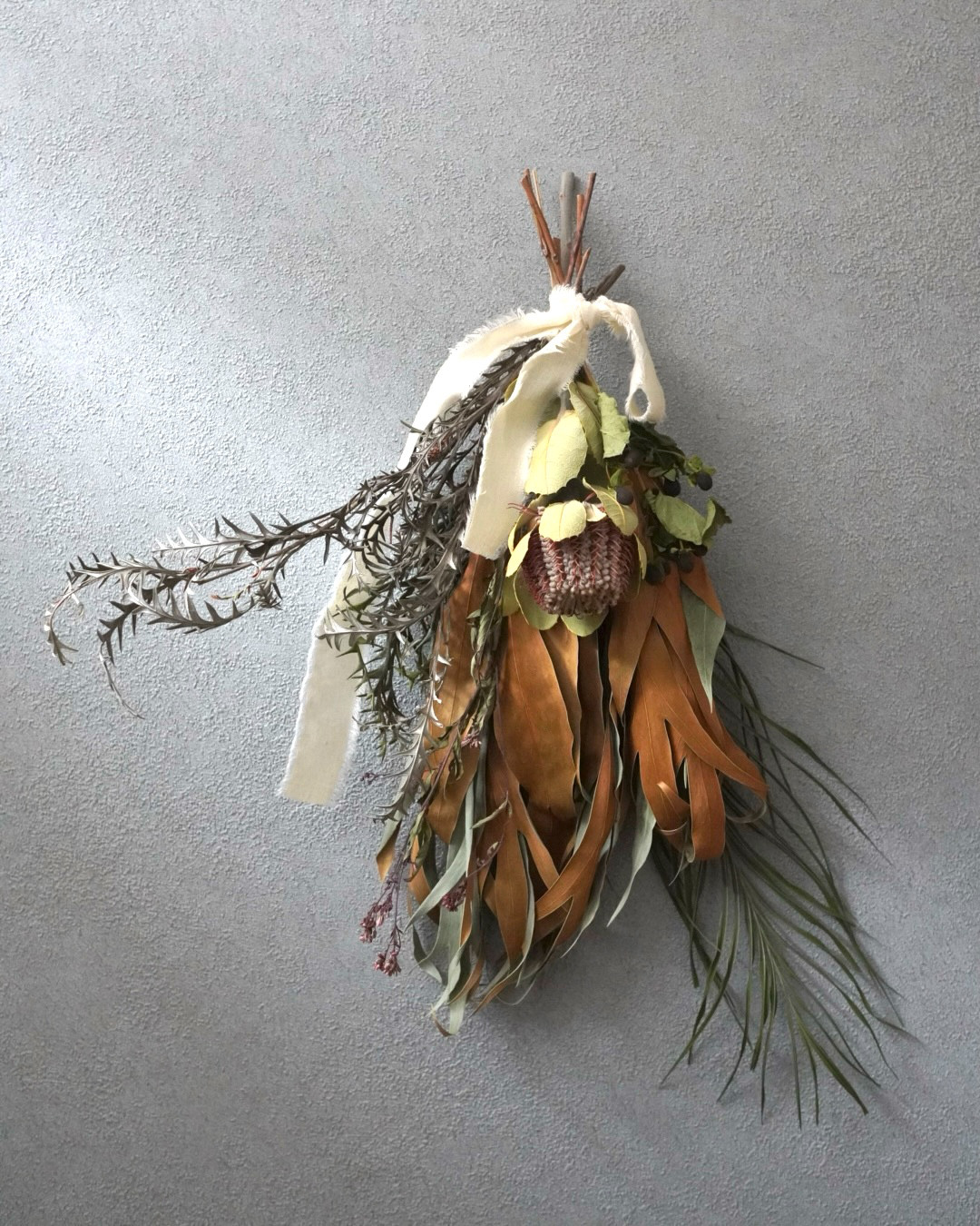 ✨人気花材❗️【M】50本 グレビリアゴールド　ドライ　スワッグ リース 50本【812】グレビリアゴールド ドライフラワー スワッグ リース