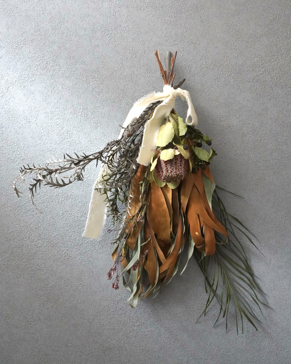 ✨人気花材❗️【Q】50本 グレビリアゴールド　ドライ　スワッグ リース ✨人気花材❗️【Q】50本 グレビリアゴールド ドライ スワッグ