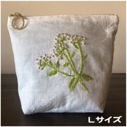 リネン　お花刺繍　ポーチ　受注製作 6枚目の画像