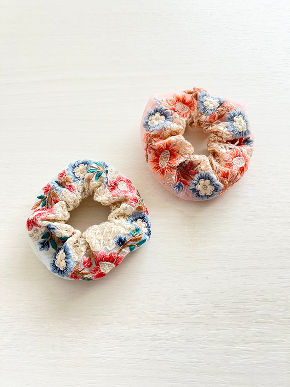 小さめ＊キッズにも＊インド刺繍リボンで作ったシュシュ シュシュ