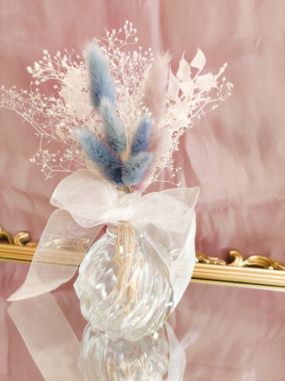 プリザーブドフラワーインテリア ミディアムブーケ 花瓶付き マジカルウォーター 有無 ハートの花瓶 4枚目の画像