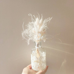 プリザーブドフラワーインテリア ミディアムブーケ 花瓶付き マジカルウォーター 有無 ハートの花瓶 7枚目の画像