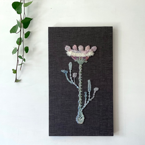 【一点もの】刺繍　ファブリックパネル　『Flower, m.』 1枚目の画像