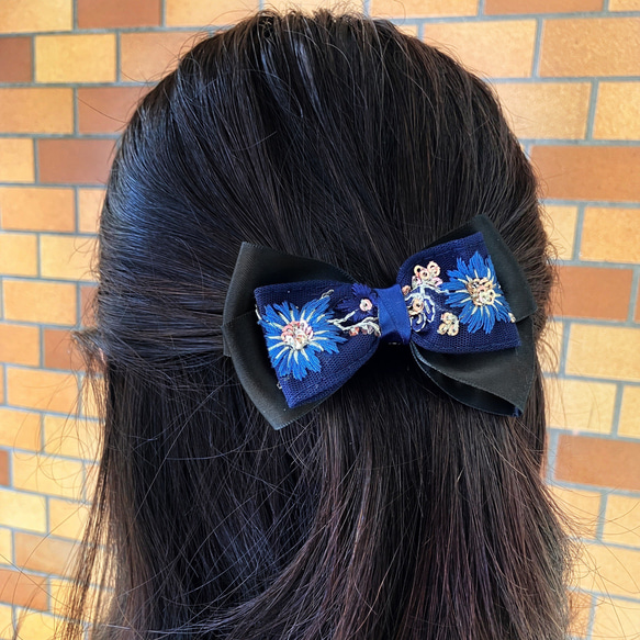 ブラックリボン バレッタ インド刺繍 ネイビー パール 髪留め 髪飾り ヘアアクセサリー フラワー 花  親子 セット 3枚目の画像