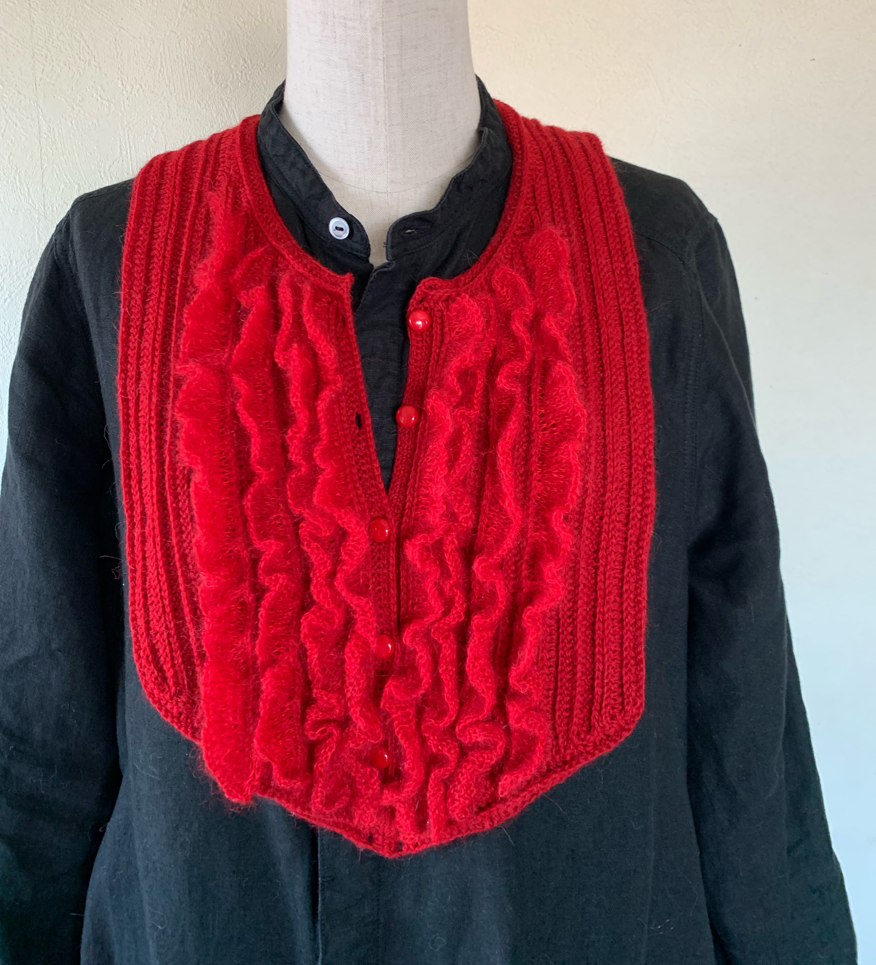 フリルピンタックヨーク付け襟(コンビレッド)