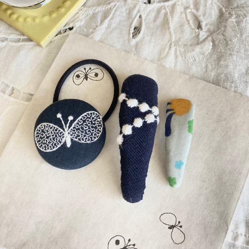 ミナペルホネン　forest　parade　choucho　パッチンピン ミナペルホネン forest parade choucho パッチンピン ミナペルホネン