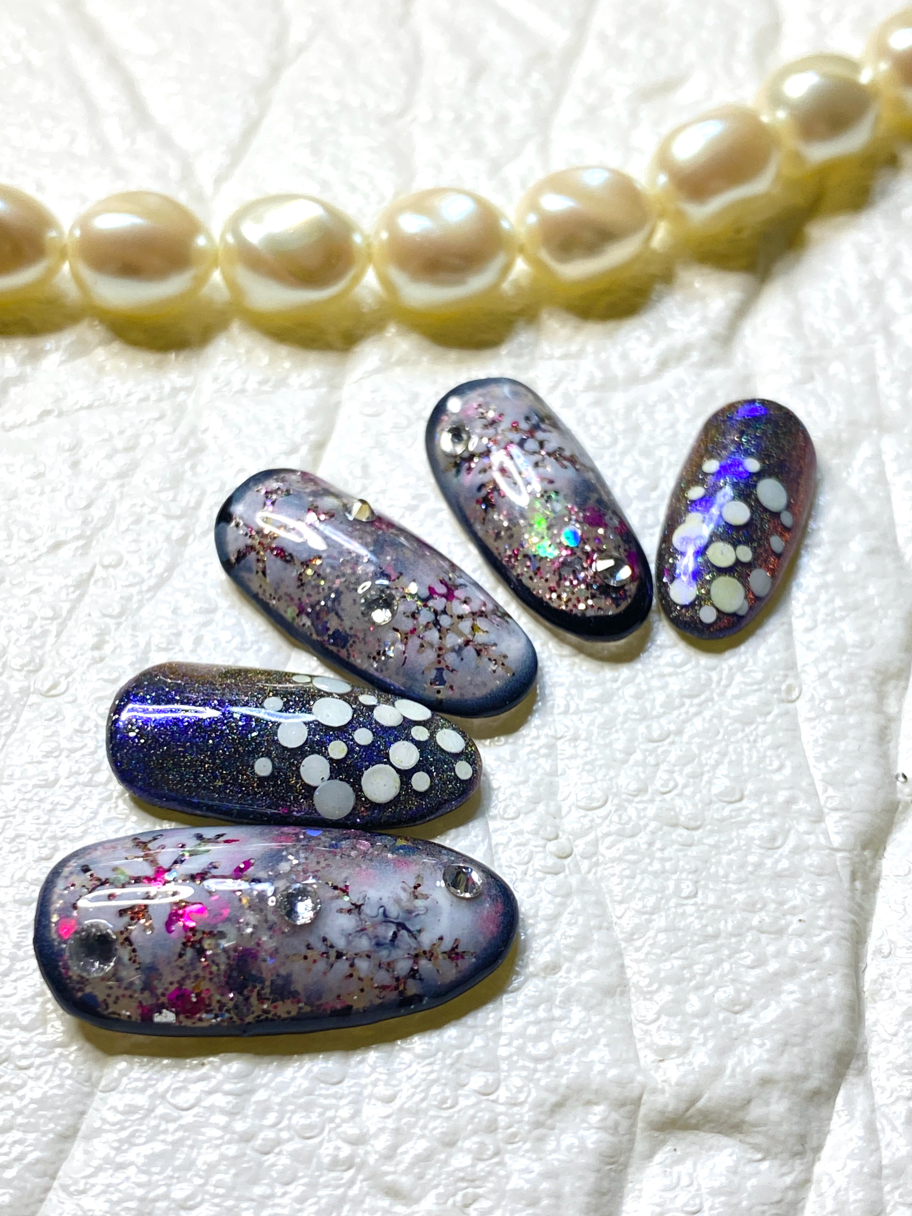 ネイルエアブラシ Air brush nails! - YouTube