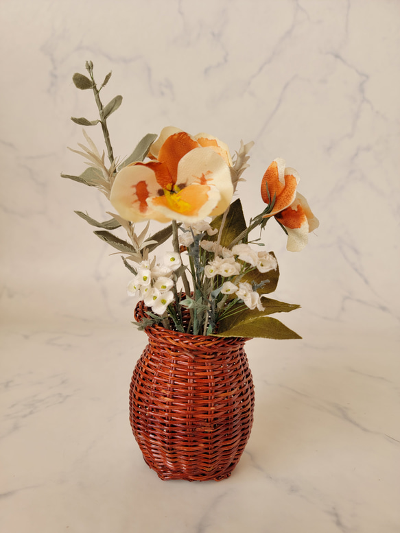 パンジー　篭アレンジ　イエロー　正絹　産地直送の布の花屋さん　 1枚目の画像