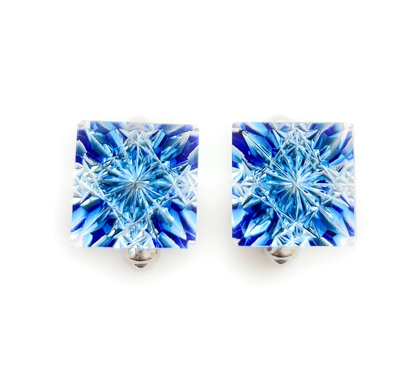「吉祥・極楽」東京切子カフスボタン　瑞雲　ブルー 反射加工 吉祥