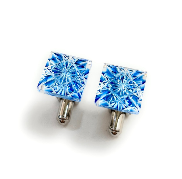 「吉祥・極楽」東京切子カフスボタン　瑞雲　ブルー 反射加工 吉祥