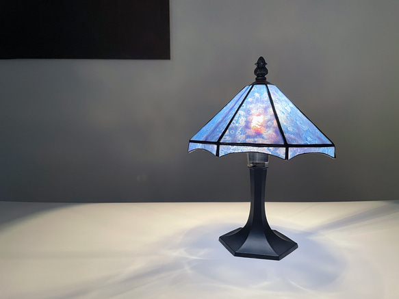【送料無料】ステンドグラス ナイトランプ（ブルーパープル） オールハンドメイド 4枚目の画像