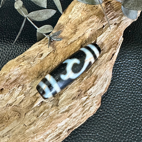 朱砂】緑度母天珠t12 天然石 円と縁 by.TAMAKO 通販 17422205｜Creema