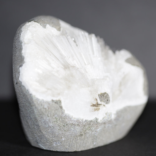 スコレサイト229gスコレス沸石 / 原石 標本 天然石 ZK stones 通販