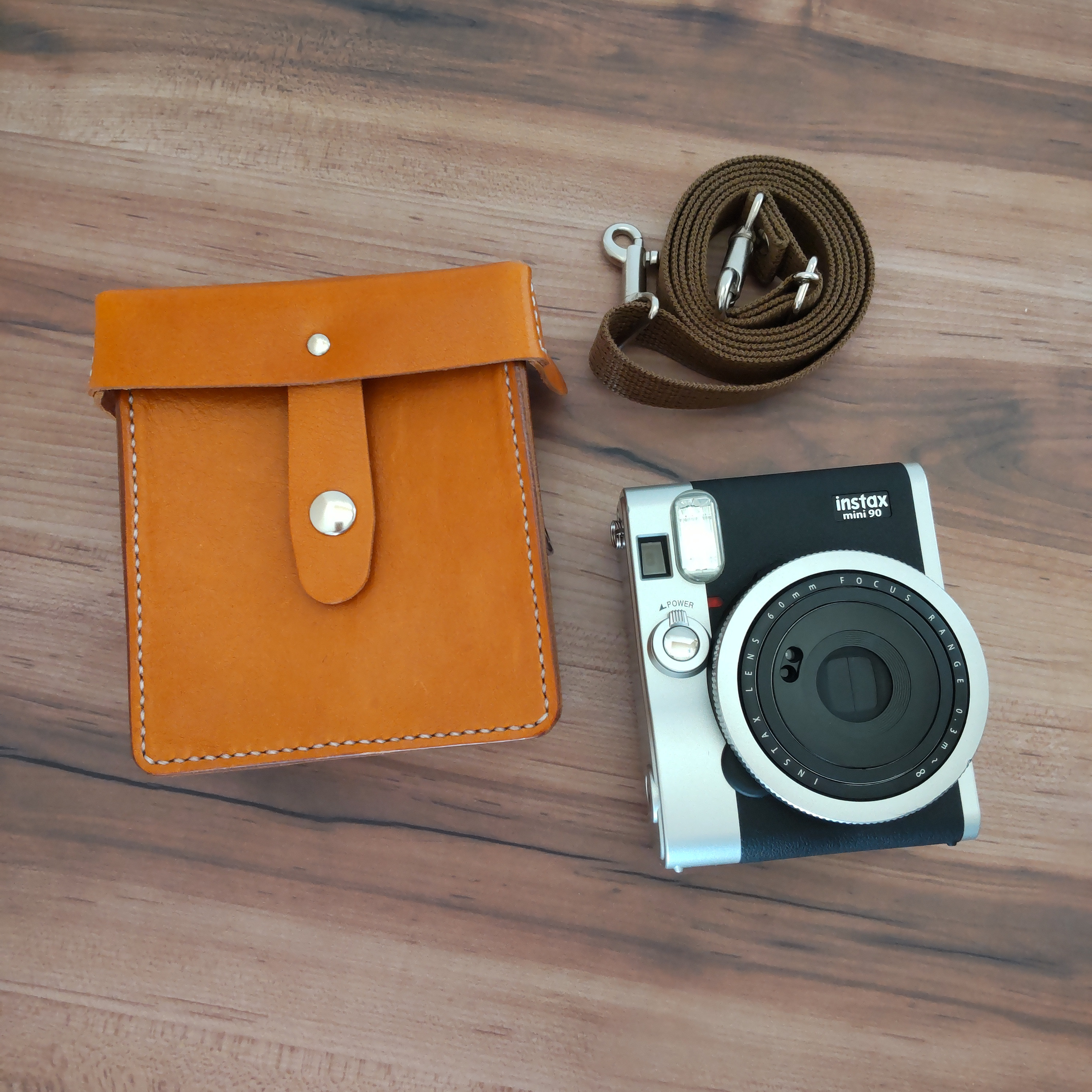 【1点もの】コンビ鞣し牛革と山羊革を使用したチェキ instax mini90 対応の2wayショルダーポーチ