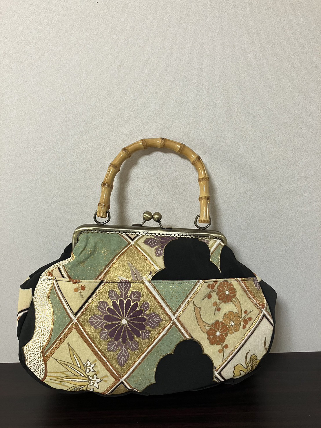アンズルーム☆ハンドメイド☆竹持ち手☆着物 帯リメイク