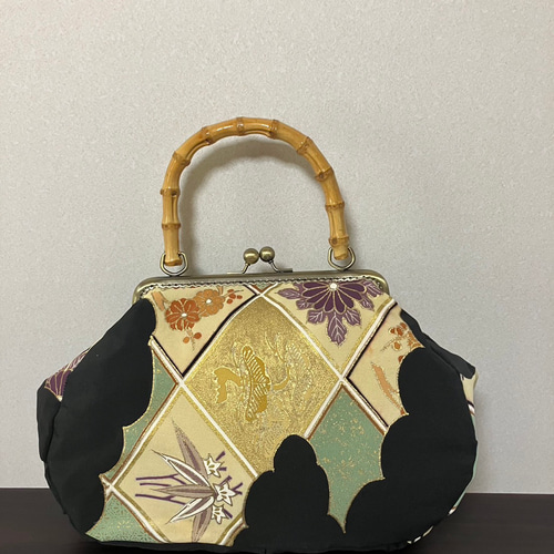 アンズルーム☆ハンドメイド☆竹持ち手☆着物 帯リメイク