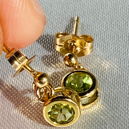 14kgf 天然石ピアス　カーネリアンとペリドット　ぷらぷら　ビタミンカラー 14kgf 天然石ピアス カーネリアンとペリドット ぷらぷら