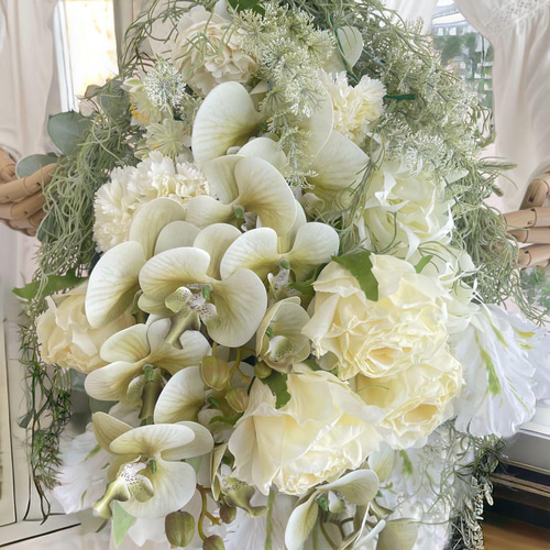 光触媒フラワー 胡蝶蘭とローズの豪華スワッグ｜開店祝い・開業祝い