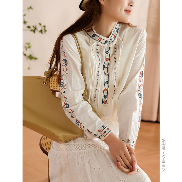 TUNIC 刺繍 猫 ジャガード 花柄 サテン トップス TUNIC 刺繍 猫 ジャガード 花柄 サテン トップス