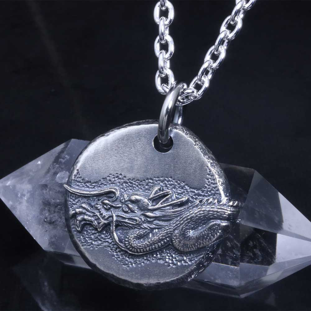 ペンダント メンズ 龍頭 龍 メタル ペンダントトップ シルバー ブランド 竜 ドラゴン 和柄 和風