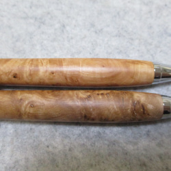 2本セット　林檎バール・アサダバール　椿油仕上げ　ワンピースタイプの木軸シャープペンシル　　　 4枚目の画像