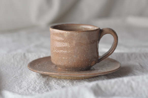 萩焼 コーヒーカップ＆ソーサー（角） 2枚目の画像