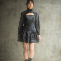 大島紬着物リメイク　ミニドレスとクロップジャケットのセットアップ 1枚目の画像