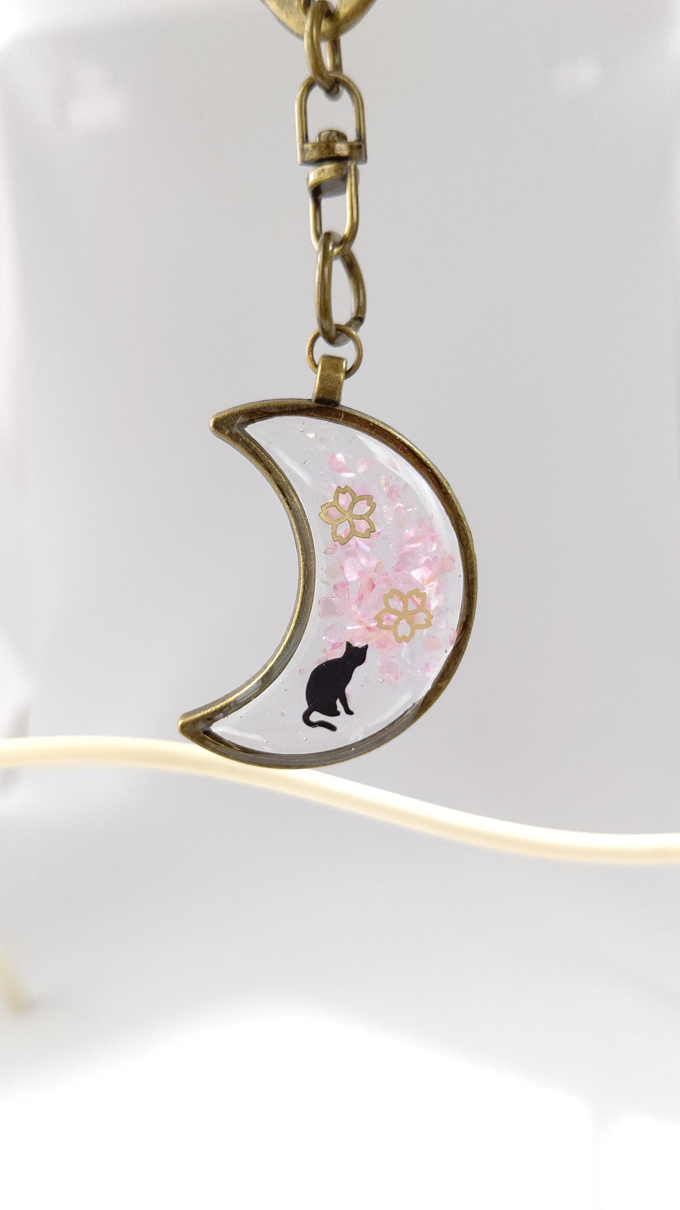 桜の季節 黒猫ちゃんラウンドレジンヘアゴム