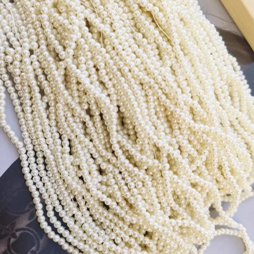 大量セット❣ 約2300～2400玉(10本） 4mm 穴あり パール モチーフ 