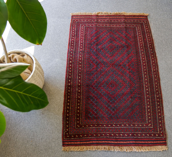 アフガニスタン　マシュワニキリム 130×82cm 手織り絨毯 ペルシャ絨毯 1枚目の画像