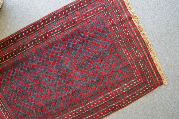 アフガニスタン　マシュワニキリム 130×82cm 手織り絨毯 ペルシャ絨毯 7枚目の画像