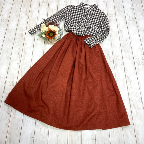 テラコッタ色のギャザースカート by花織［Y2421］ フレアスカート AMU