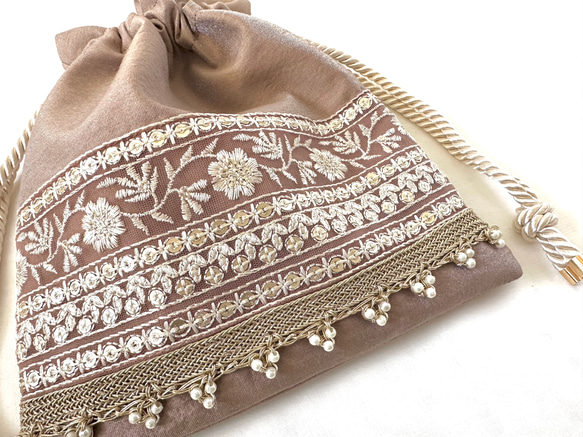 インド刺繍リボン　くすみピンク　巾着ポーチ　巾着袋　メイクポーチ 5枚目の画像