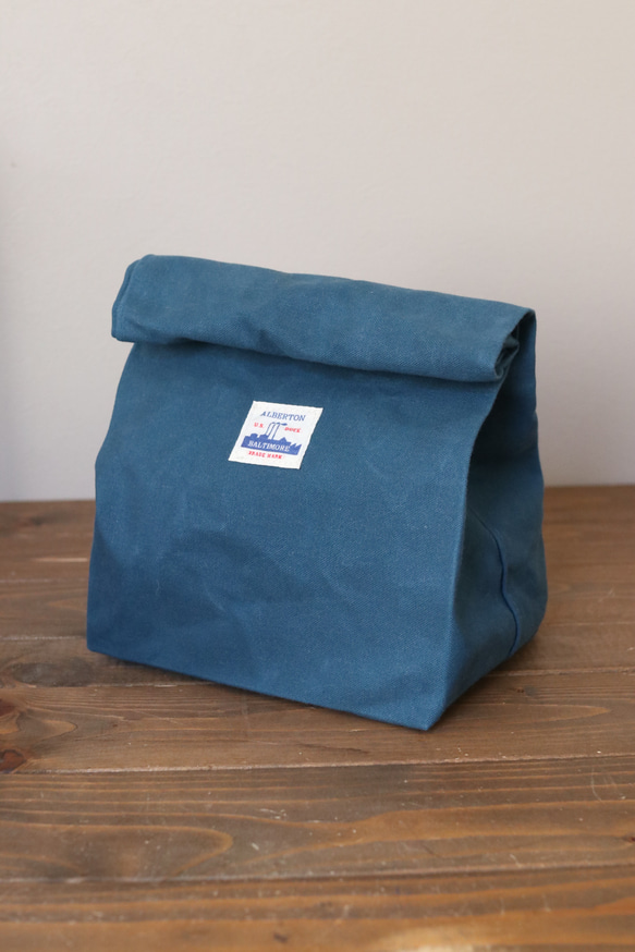 ランチクラッチバッグ　ミネラルブルー　紙袋風バッグ　ミリタリーバッグ 1枚目の画像