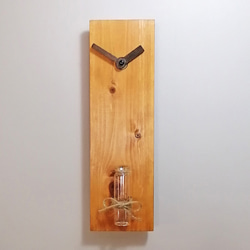 国産ひのきの長掛け時計 一輪挿し付き＜8.5x28cm＞手作り木製ウォールクロック 3枚目の画像
