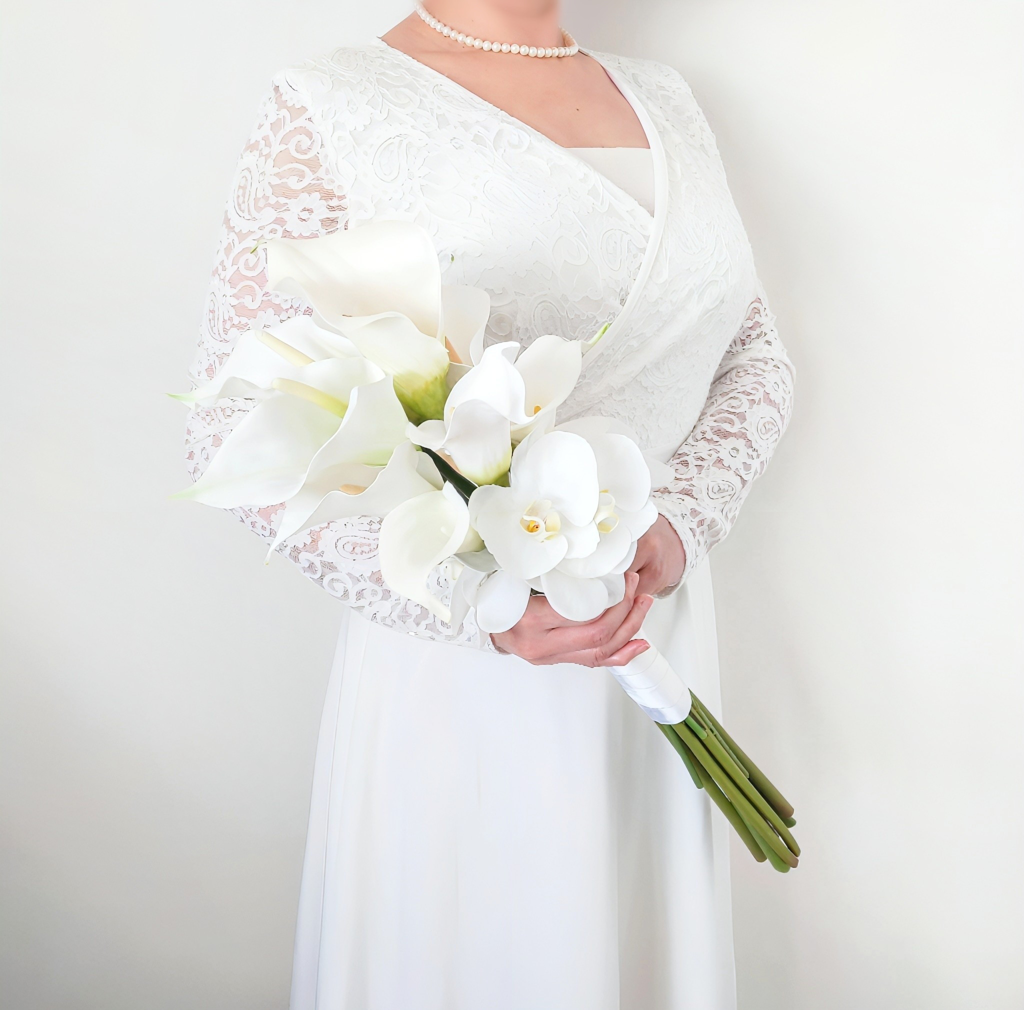 【生花に見える】カラー 胡蝶蘭 ウェディングブーケ   アーティフィシャルフラワー 造花ブーケ 前撮り アームブーケ