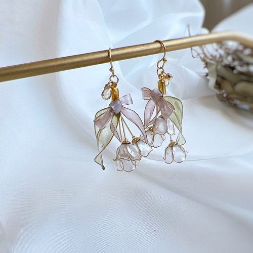 鈴蘭の花束（フック）p1183 ピアス（フック・チェーン） Cuore☆年末