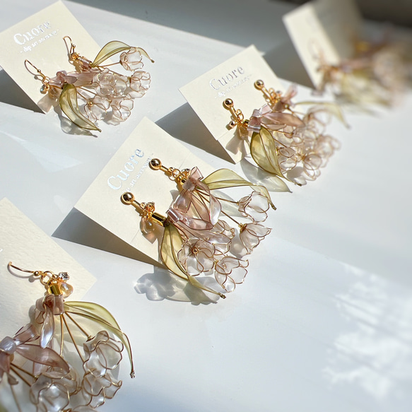 鈴蘭の花束 ピアス/イヤリング  ディップアート アメリカンピアス ワイヤー 成人式 結婚式 花嫁 ブライダル 7枚目の画像